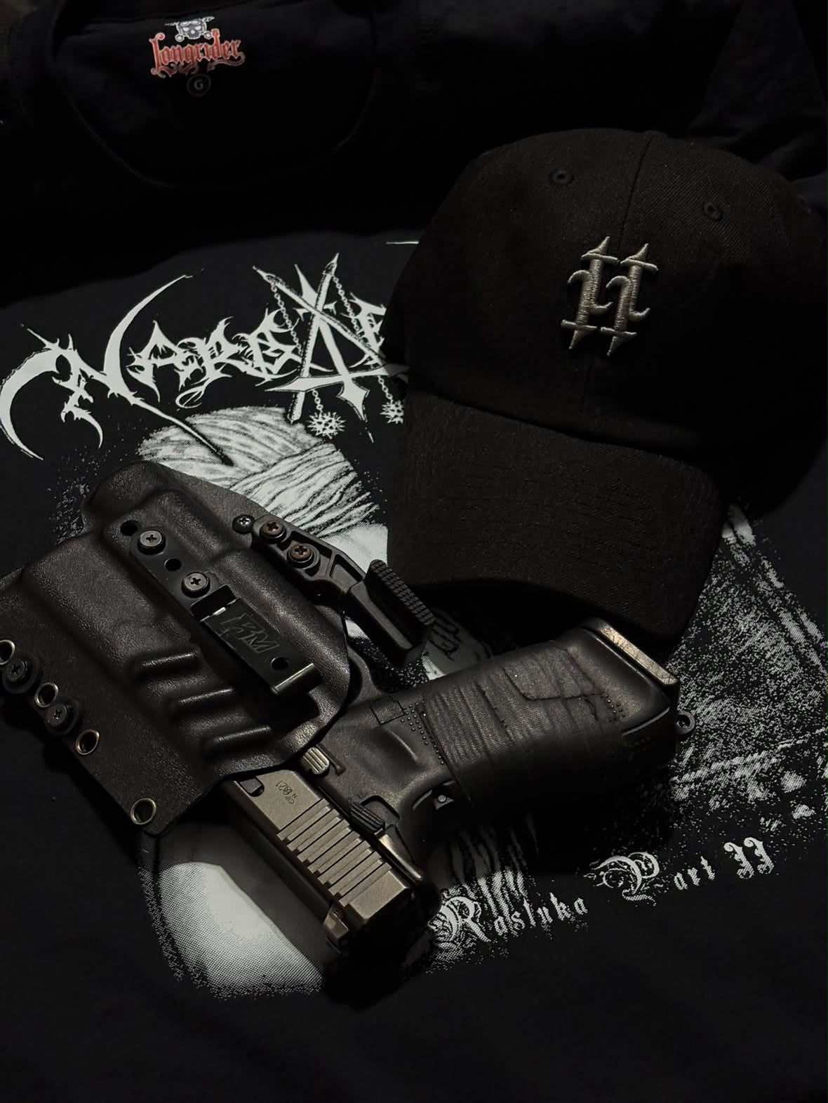 The [tt] Officer Dad Hat usado por @mh.tac